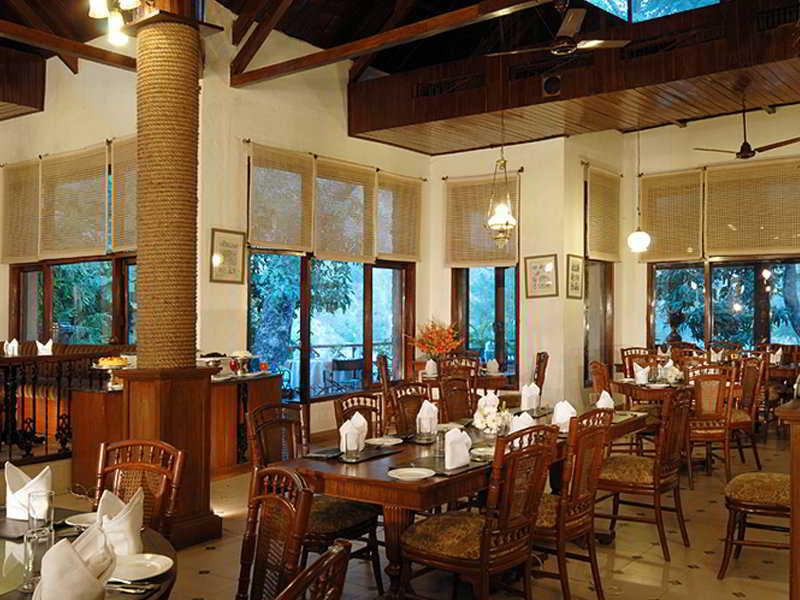 Taj Corbett Resort And Spa Uttarakhand Ramnagar  Εστιατόριο φωτογραφία